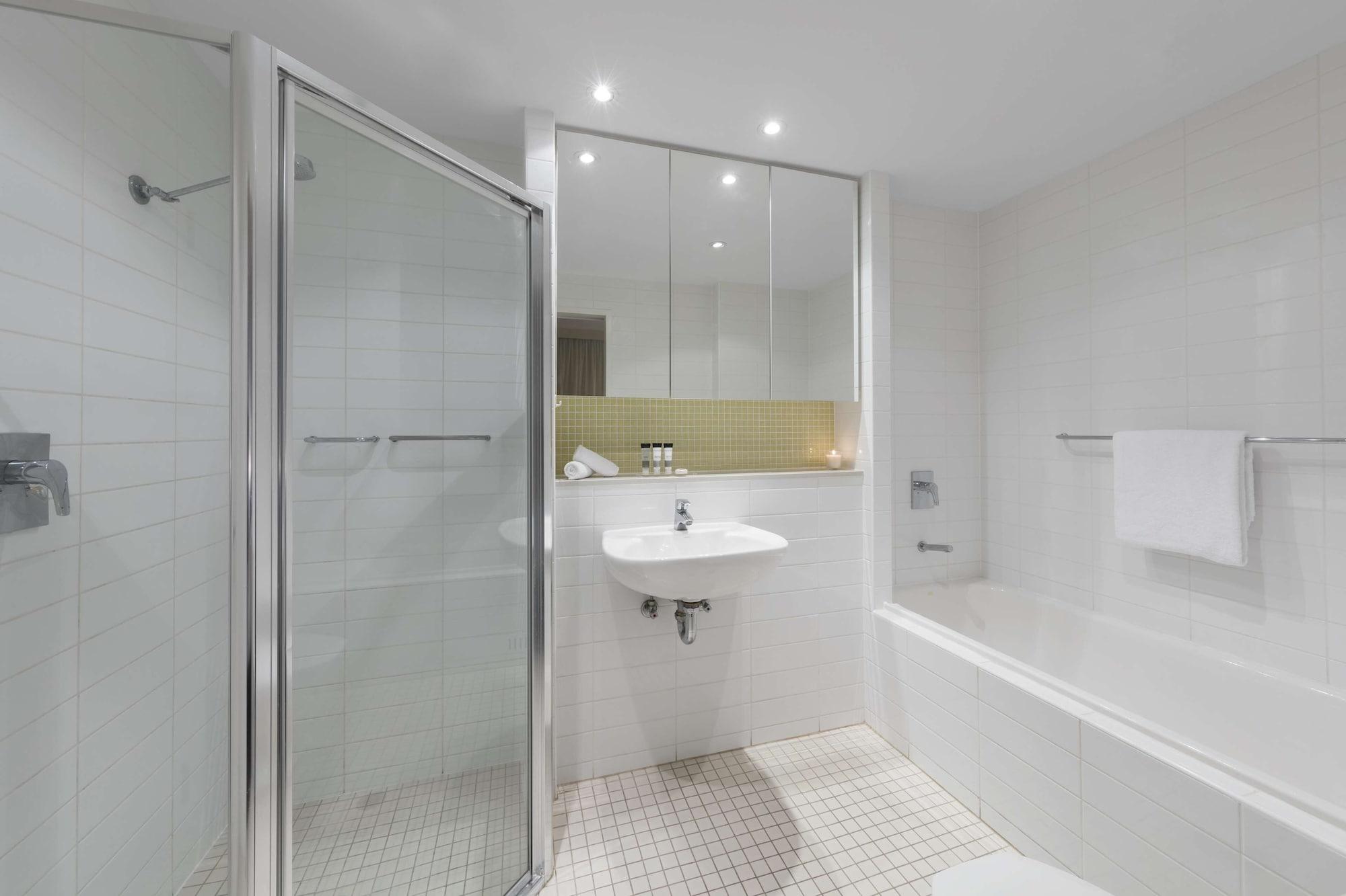 Oaks Glenelg Liberty Suites Аделаїда Екстер'єр фото