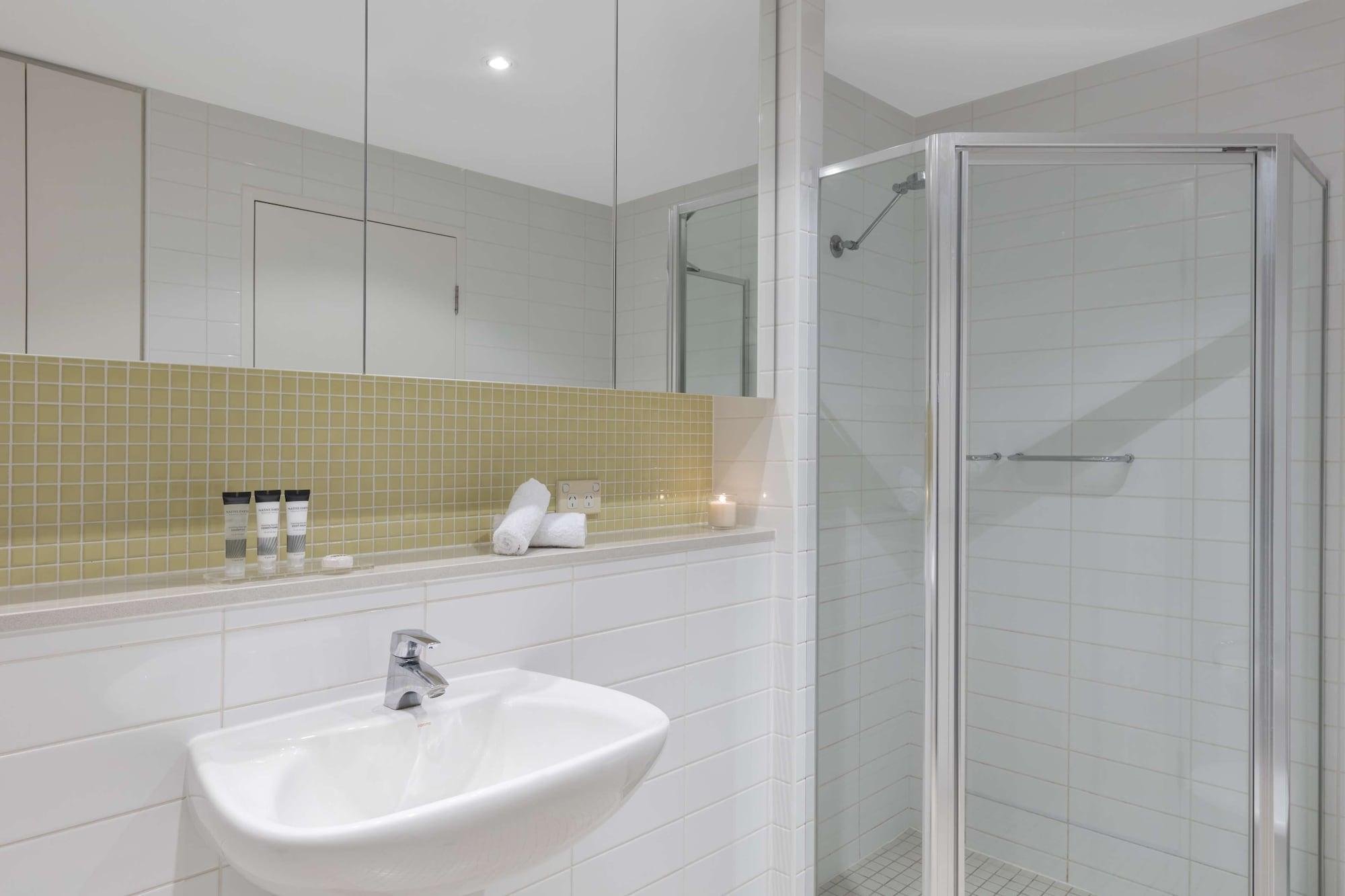 Oaks Glenelg Liberty Suites Аделаїда Екстер'єр фото