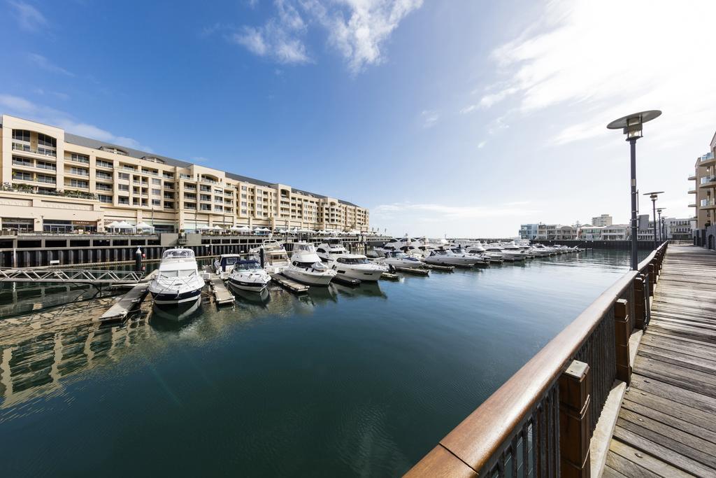 Oaks Glenelg Liberty Suites Аделаїда Екстер'єр фото